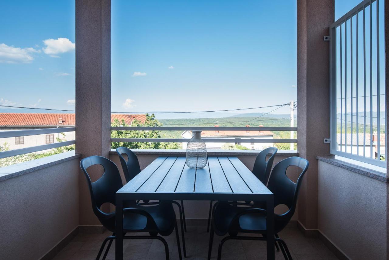 Apartment Laurus Salatić Exterior foto